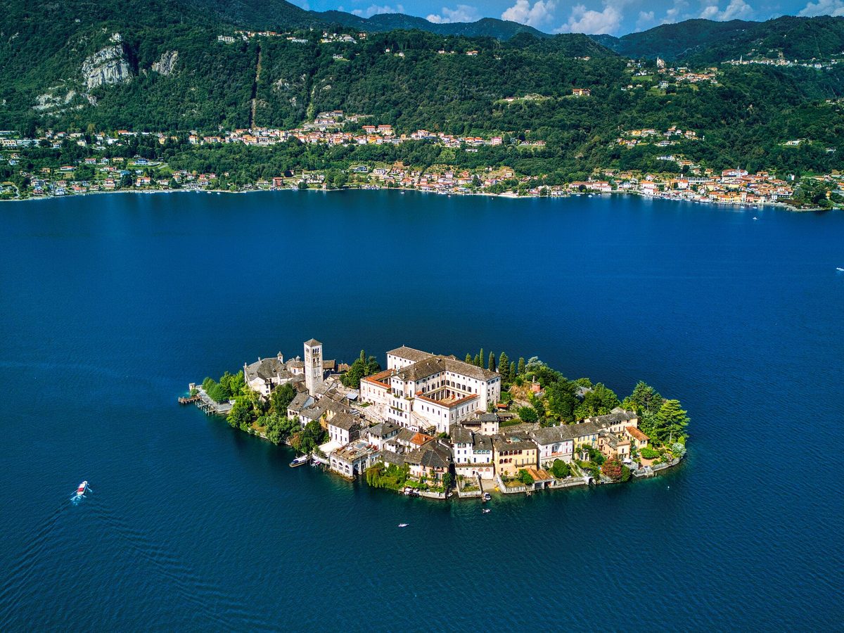Lago d'Orta e Orta San Giulio, escursione da Domodossola